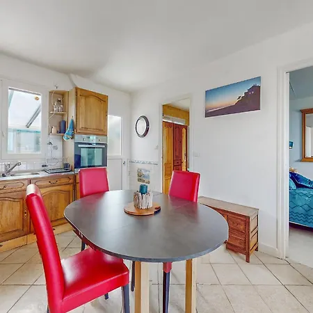 Holiday home Lovely In With Wifi *